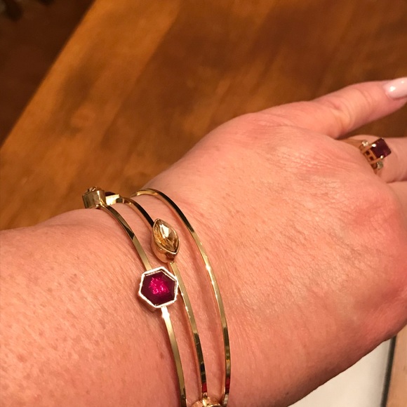 Gorgeous Lane Bryant triple gold tone bracelets❤️ - Picture 4 of 7